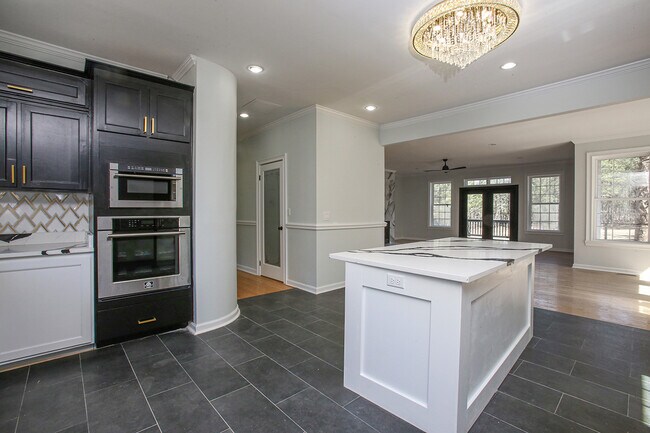 Building Photo - 1508 Mullis Rd