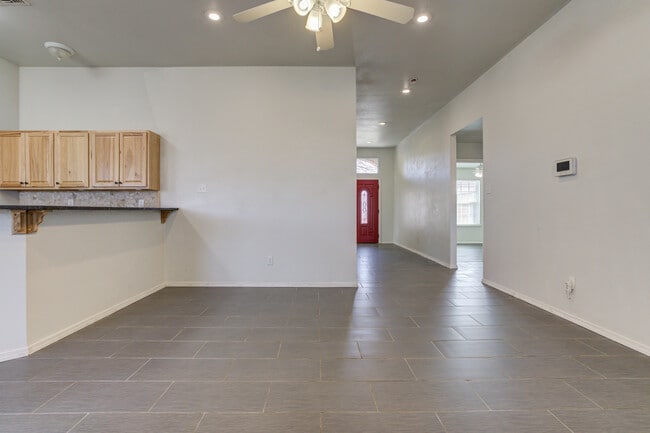 Building Photo - 1608 48th St