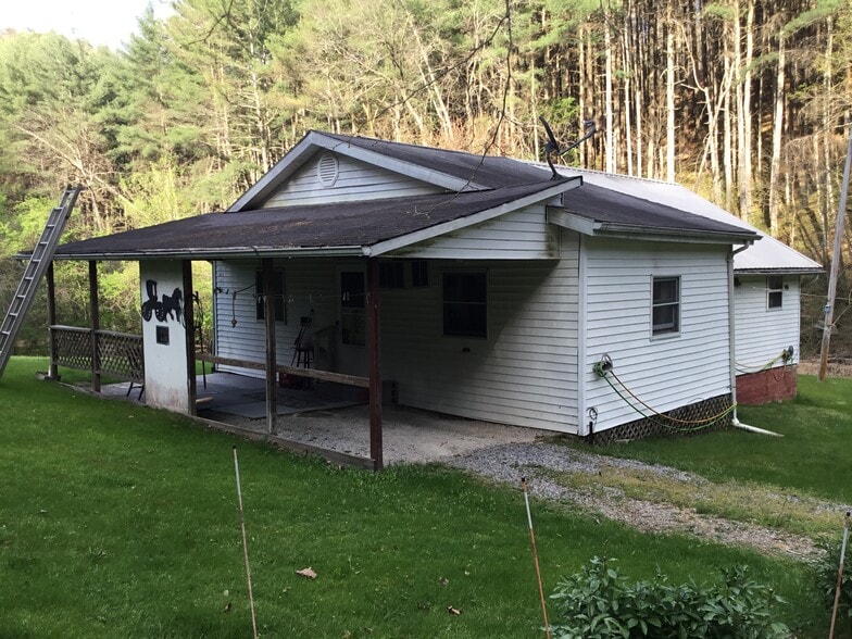 Building Photo - 7811 US-33