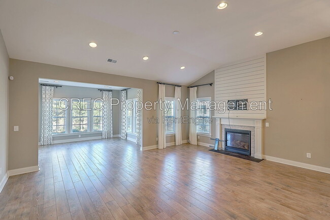 Building Photo - 3342 Great Egret Dr