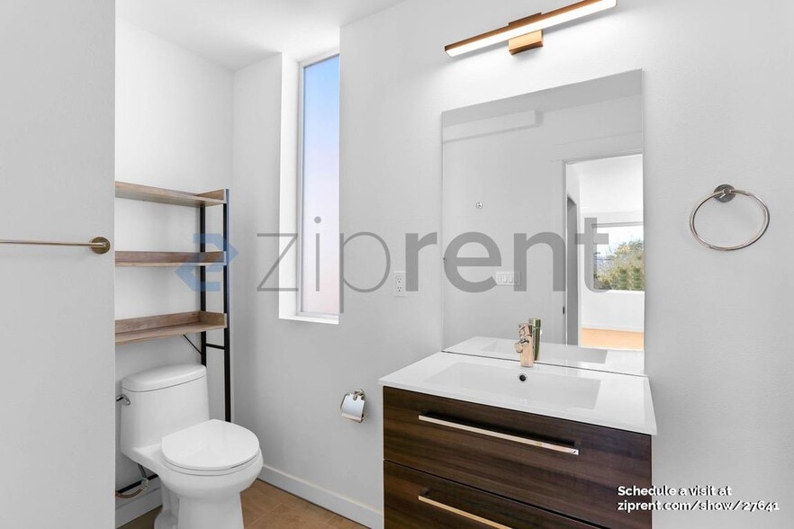Building Photo - 908 NW 56th St