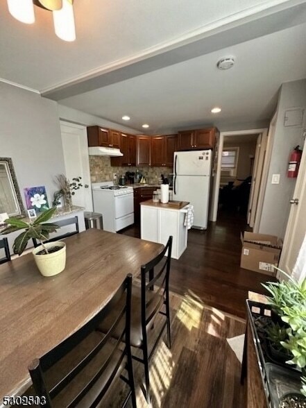 Building Photo - 255 Newark Ave