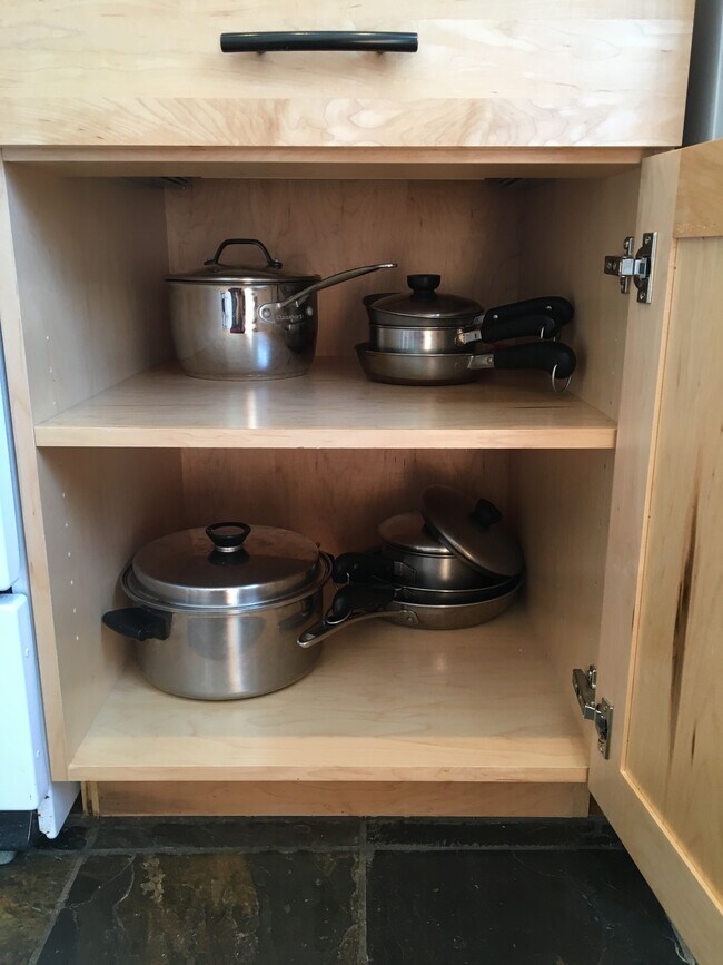 kitchen ammenities - 1824 NE 169th St