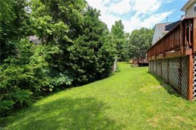 Building Photo - 109 Burgundy Rd