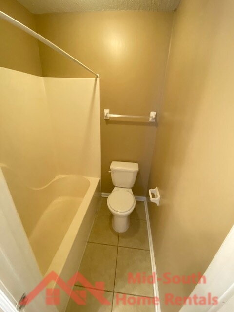 Building Photo - 4417 Willow Springs Cove