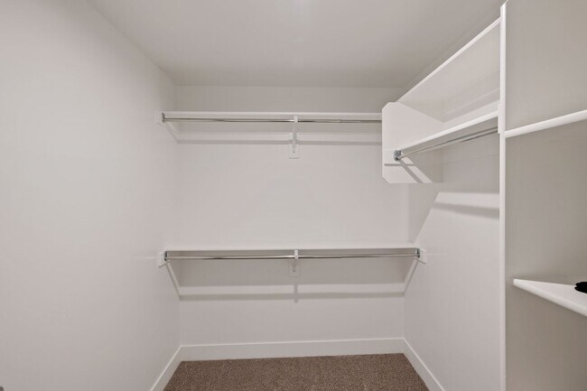 Building Photo - 7862 Danish Pine Ln
