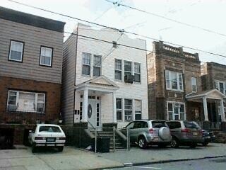 Primary Photo - 59 Columbia Ave