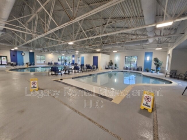 Building Photo - 116 Cheyney Dr