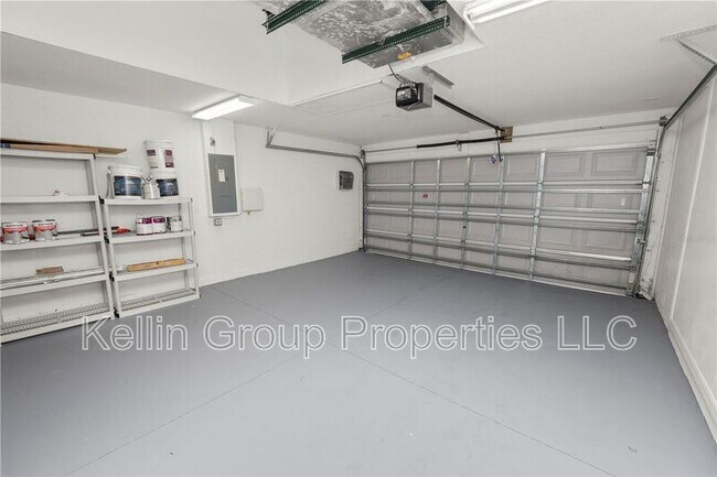 Building Photo - 30816 Pumpkin Ridge Dr