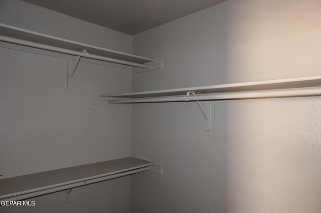 Building Photo - 14217 Otter Point Ct