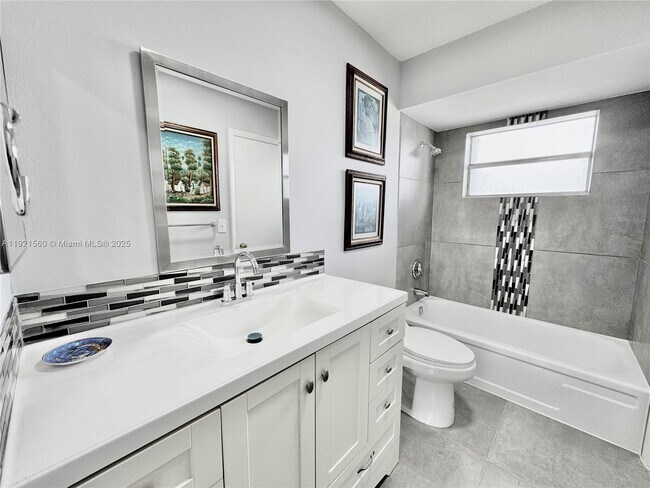 Building Photo - 4431 NW 16th St