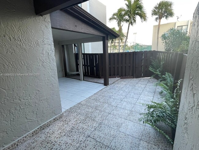 Building Photo - 10302 NW 9th St Cir