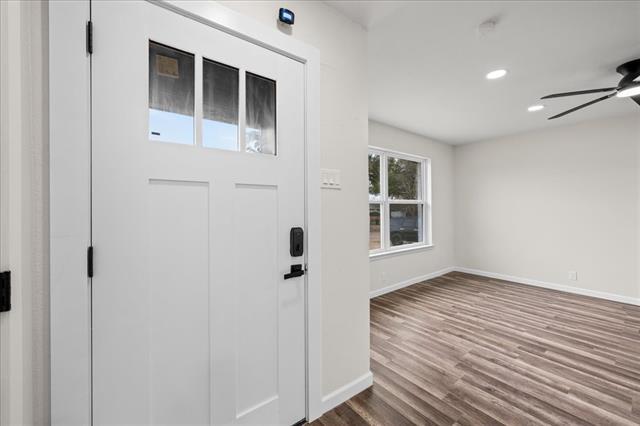 Building Photo - 3528 Hilton Dr