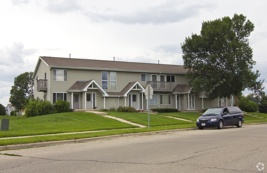 Primary Photo - Riverstone Townhomes