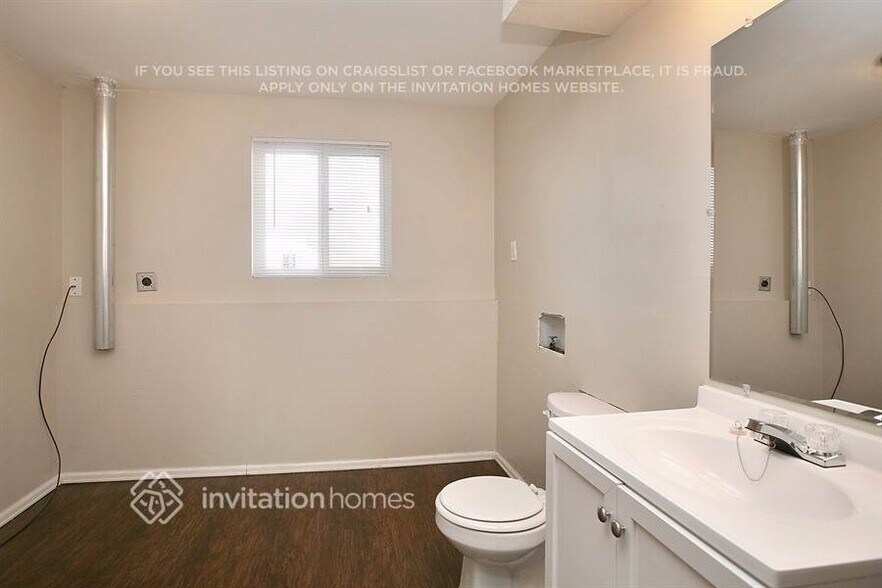 Building Photo - 2410 Payne Cir W