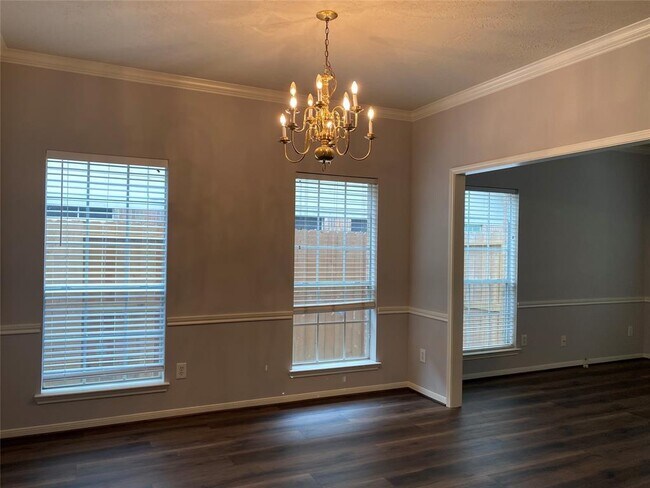 Building Photo - 6403 Portuguese Bend Dr