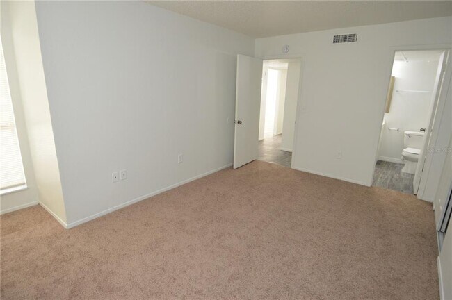 Building Photo - 5004 Castile Pl