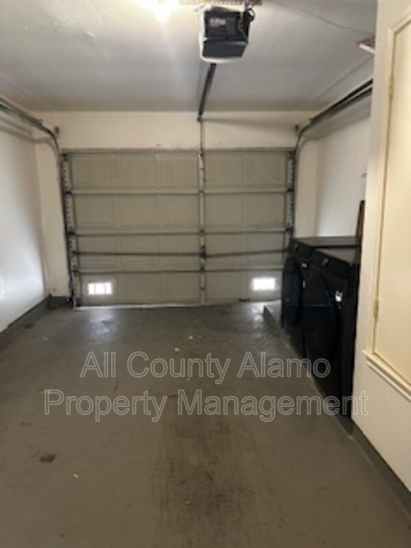 Building Photo - 11318 Hatchet Pass Dr