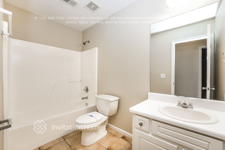Building Photo - 286 Rockingham Dr
