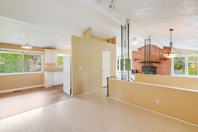 Building Photo - Beautiful 3 Bed, 1.5 Bath Rental Home in G...