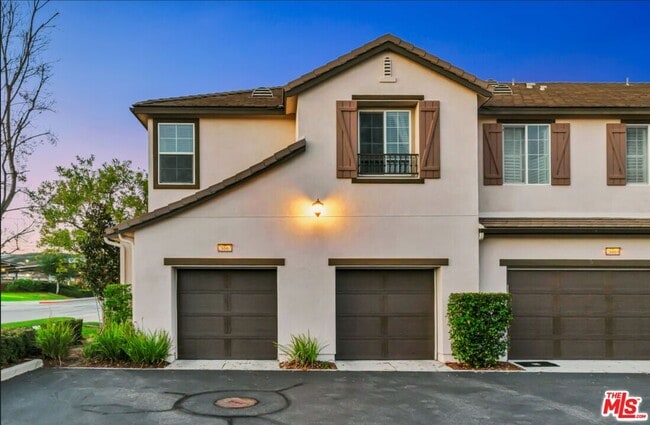 Building Photo - 28667 N Pietro Dr