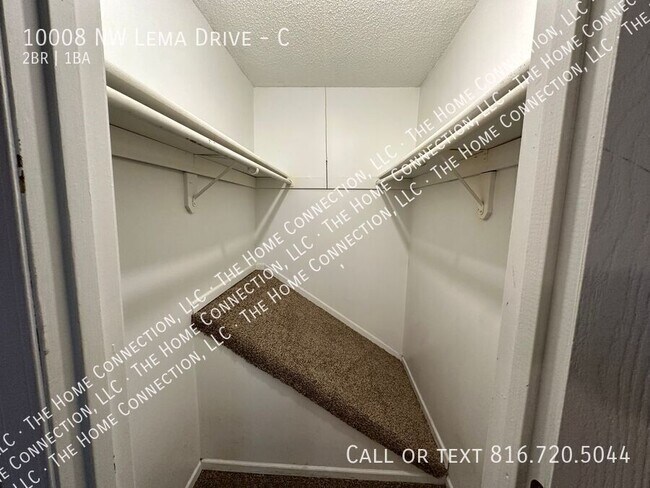 Building Photo - 10008 NW Lema Dr
