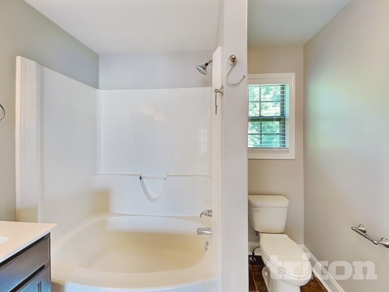 Building Photo - 515 Magnolia Dr