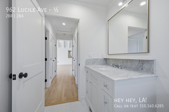 Building Photo - 962 Lucile Ave