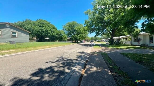 Building Photo - 607 Curry Ave