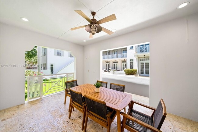 Building Photo - 7745 SW 54th Ave