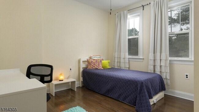 Building Photo - 1496 Washington Valley Rd