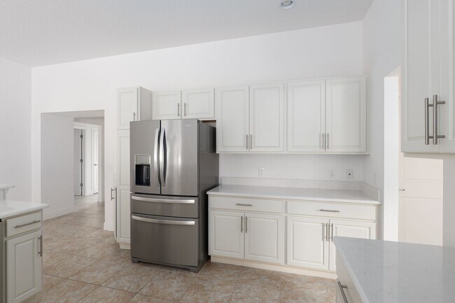 Building Photo - 10397 Silver Maple Ave
