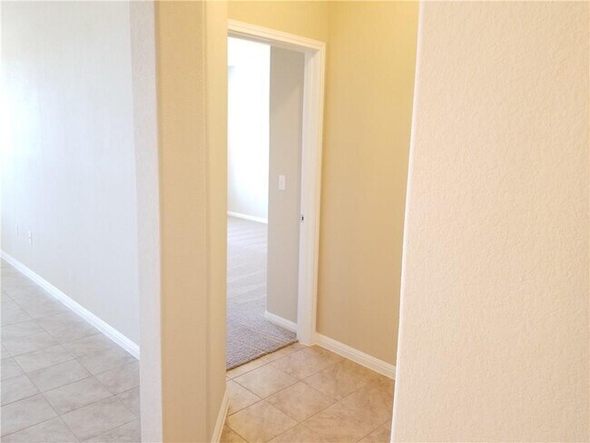Building Photo - 1448 Brooks Way