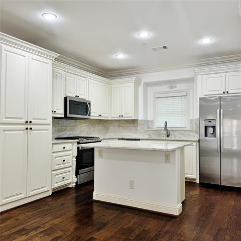 Building Photo - 4153 Hyer St