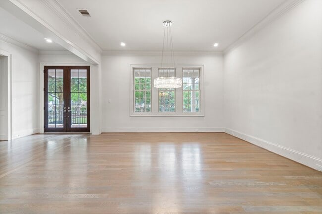 Building Photo - 58 E Bay Blvd