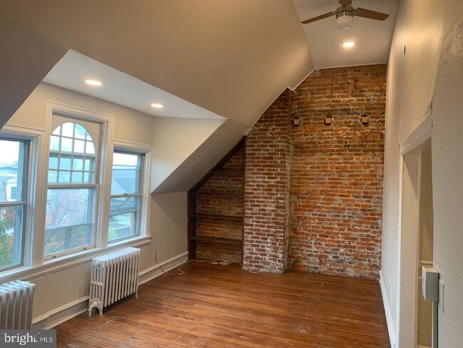 Primary Photo - 1304 N Clayton St