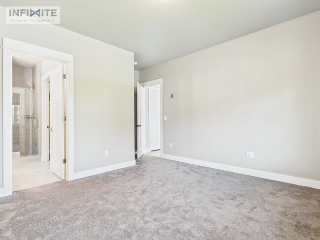 Building Photo - 3083 Lori Ln