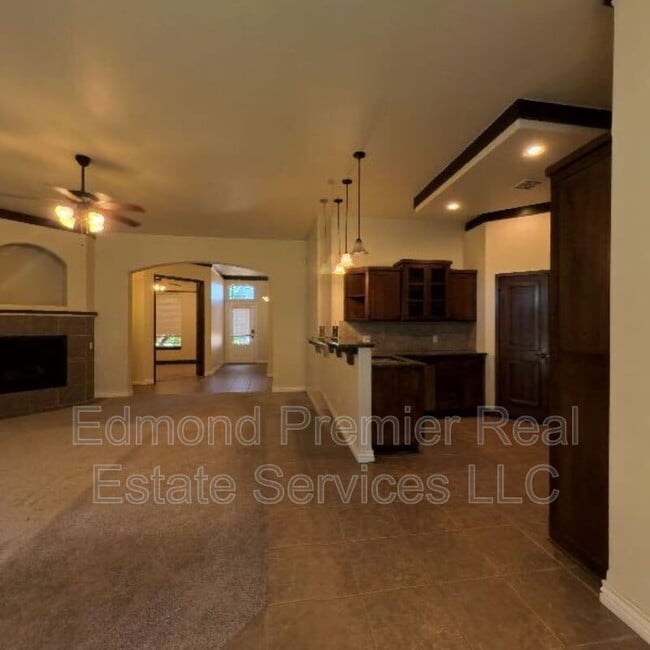 Building Photo - 3024 FireWheel Rd