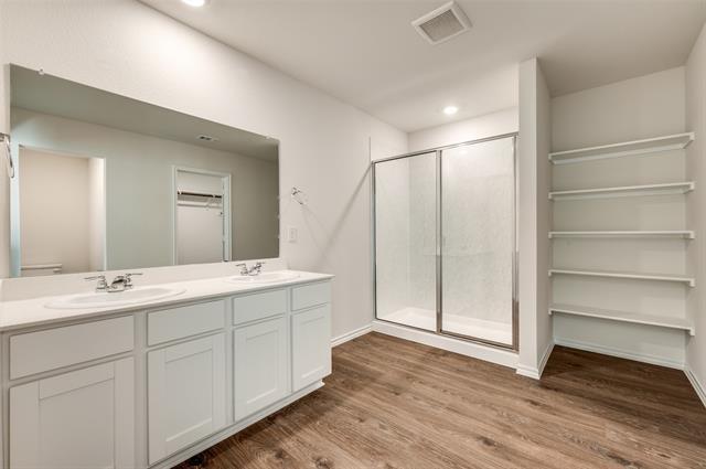 Building Photo - 775 Tiger Lily Wy