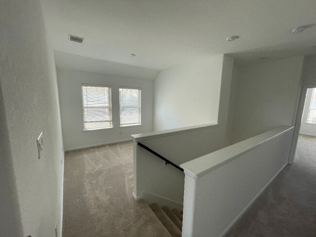 Building Photo - 4135 Balboa Dr