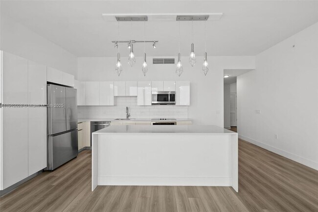 Building Photo - 101 Diplomat Pkwy