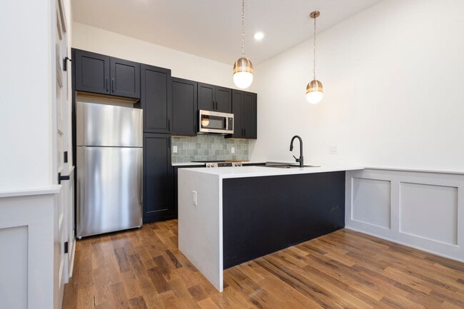 Building Photo - Your Next Home Awaits – Spacious & Beautiful Apartment in North Philadelphia!
