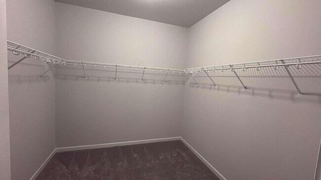 Building Photo - 4599 Silver Oak Dr SW