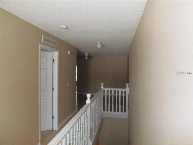 Building Photo - 4645 Ashburn Square Dr