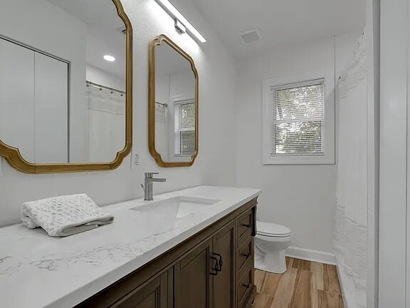 Building Photo - 757 California St