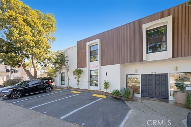 Building Photo - 6679 Linda Vista Rd