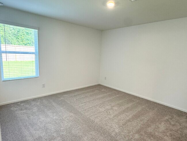 Building Photo - 31509 Pianella Ln