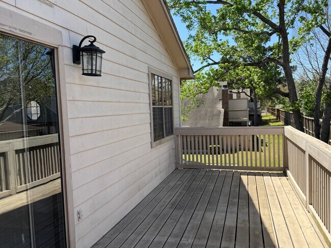 Building Photo - 7716 Champion Pines Dr