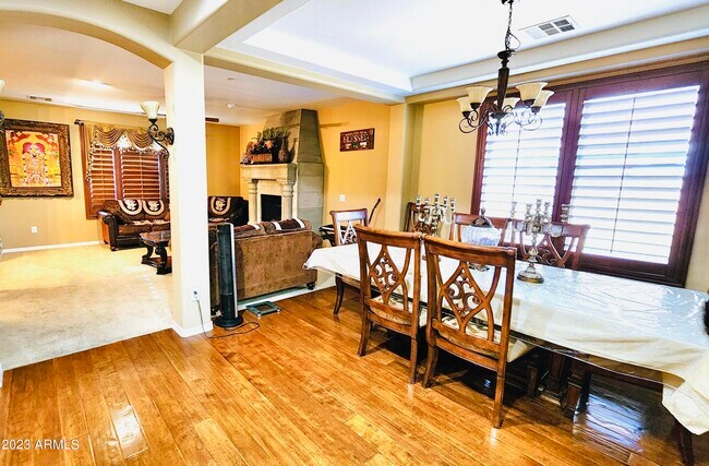 Building Photo - 3094 S Ashley Dr
