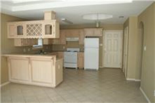 Building Photo - 1617 Orlando St